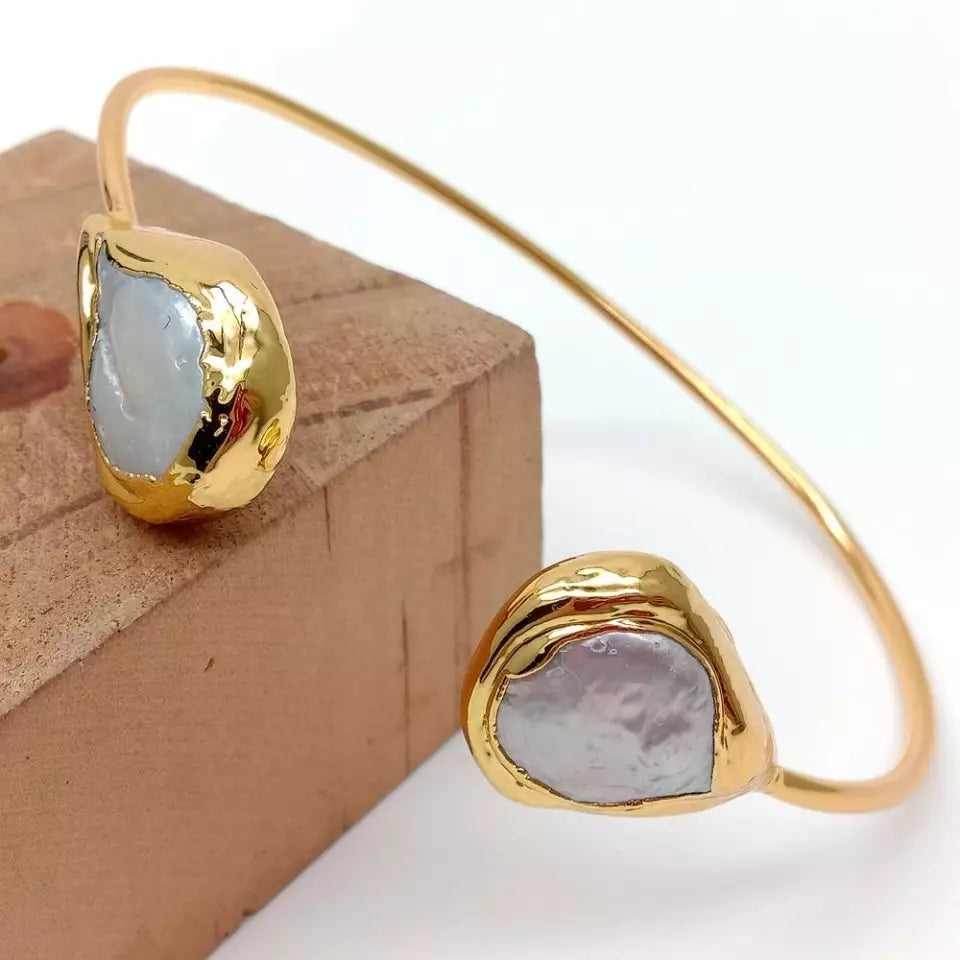 White pearl open bracelet