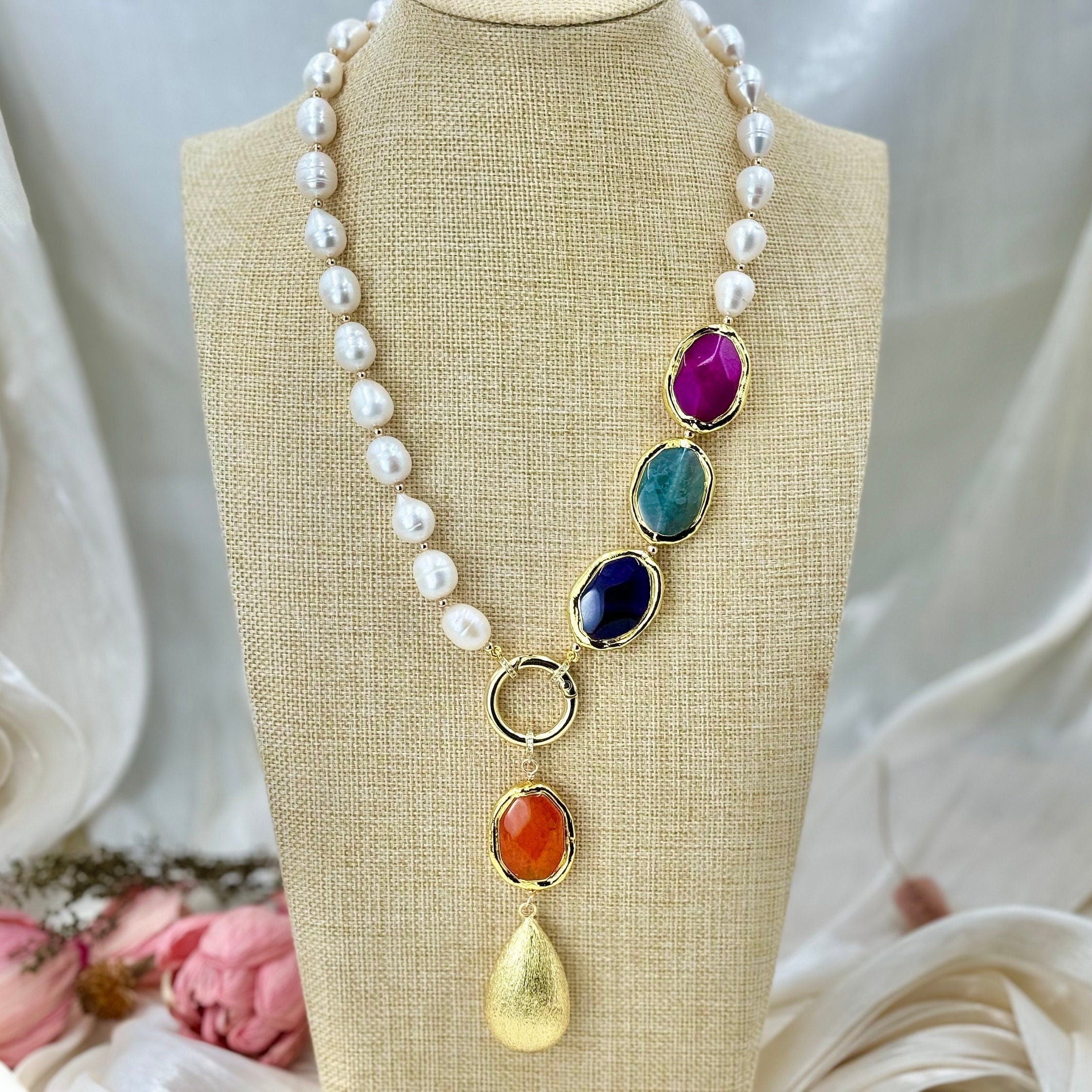 Handmade fresh water pearl gemstone necklace