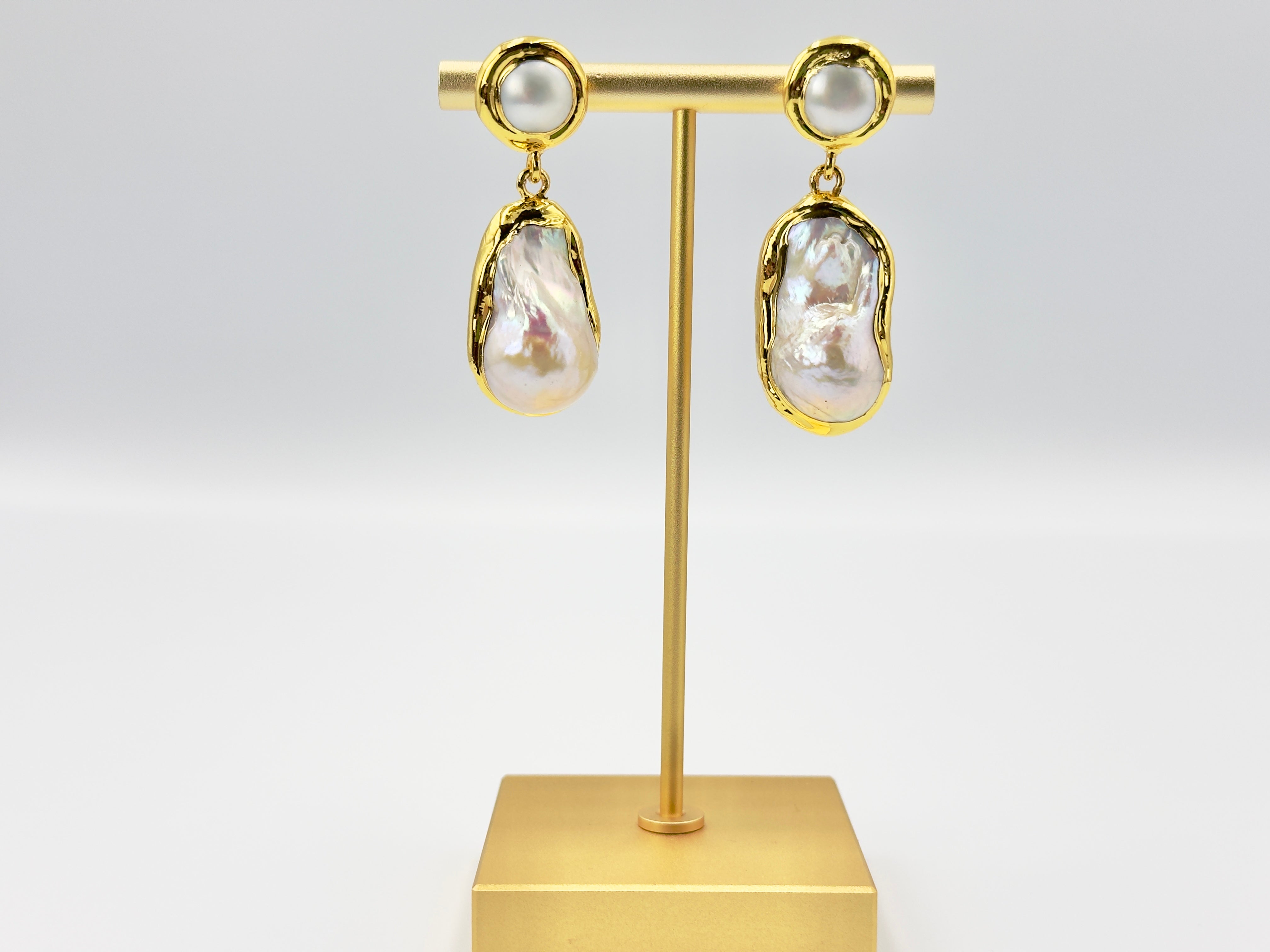 Natural Baroque pearl Pendant Necklace