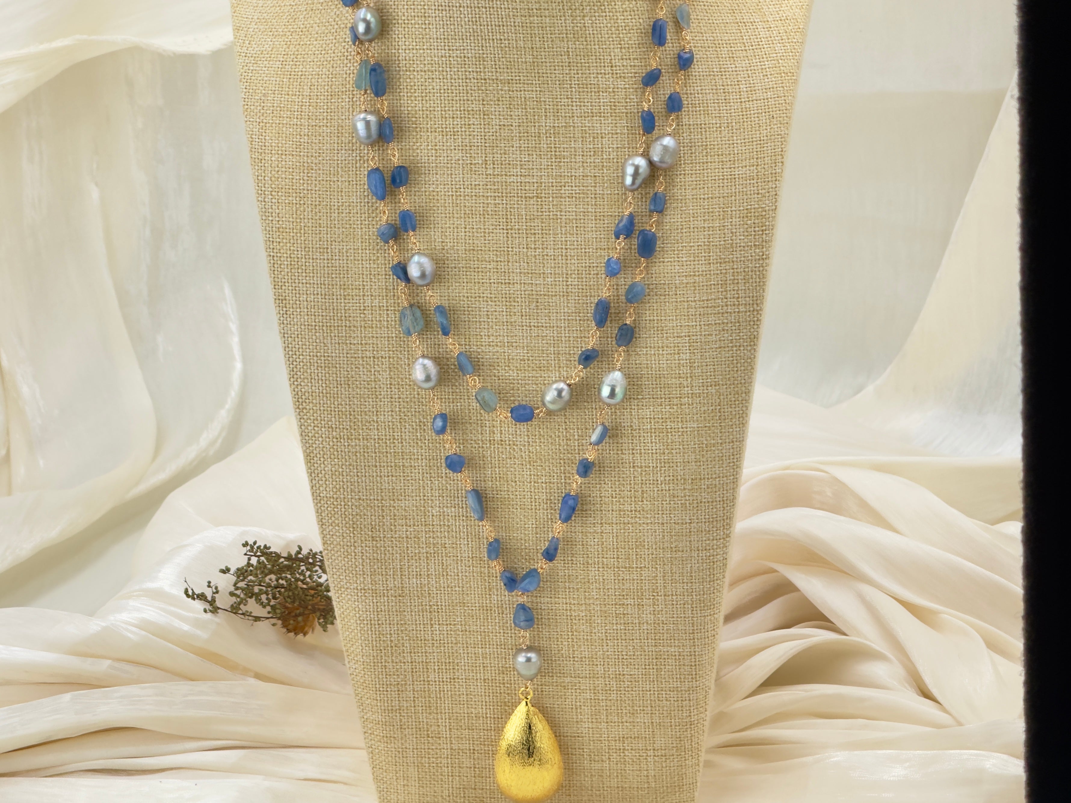 Blue Kyanites Dainty necklace