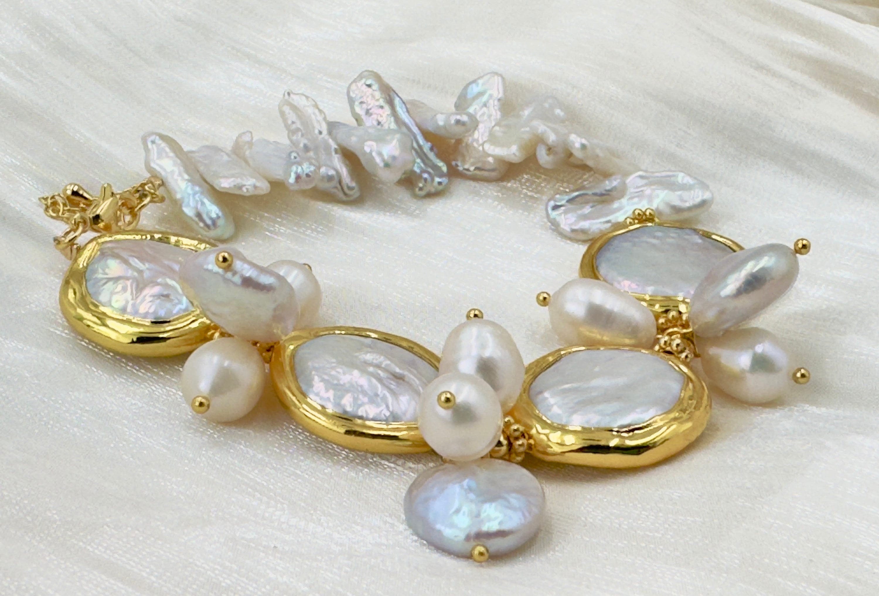 Natural Freshwater Pearl Sea Shell  Bracelet