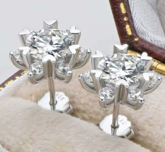 925 Silver 6MM 0.8CT Moissanite Diamond Snowflake Earrings