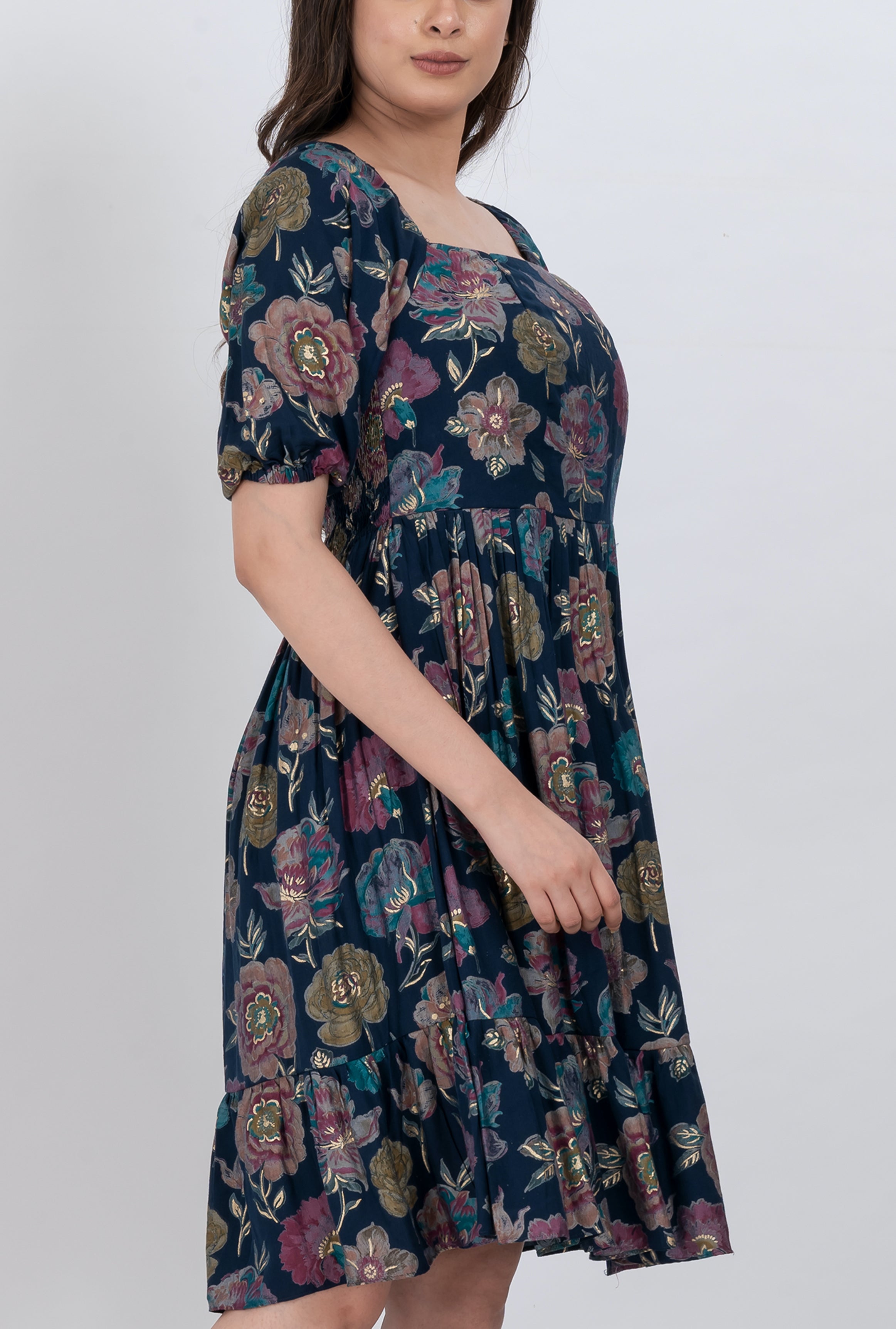 Boho floral square neck mini dress with chic style