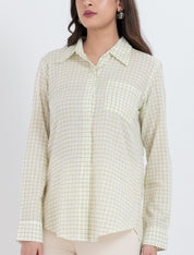 Comfortable cotton shirt with a delicate grid print design