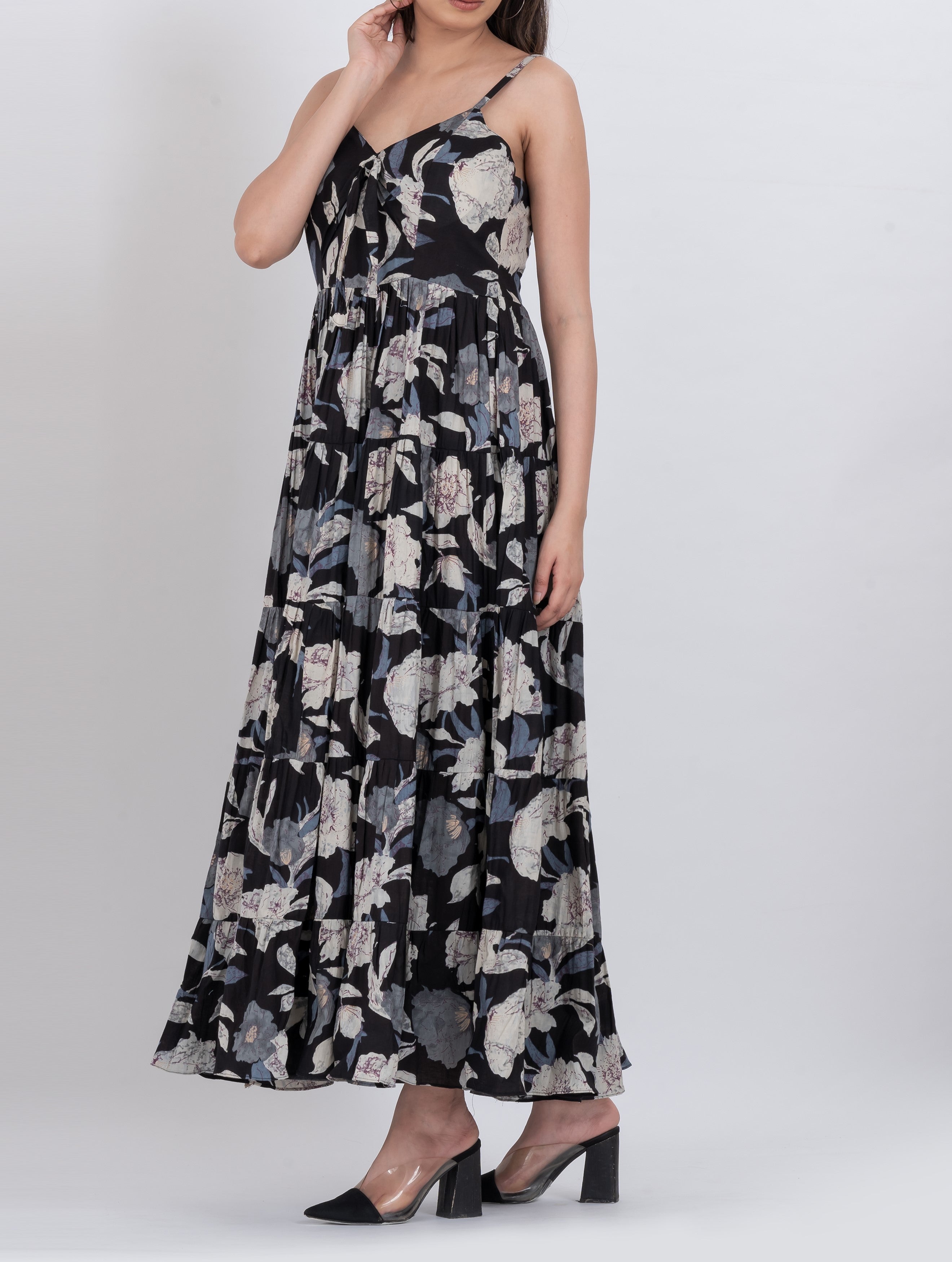 Floral print maxi dress with adjustable straps for a perfect fit