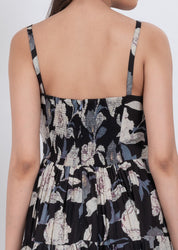 Flowing tiered dress with a comfortable sleeveless design