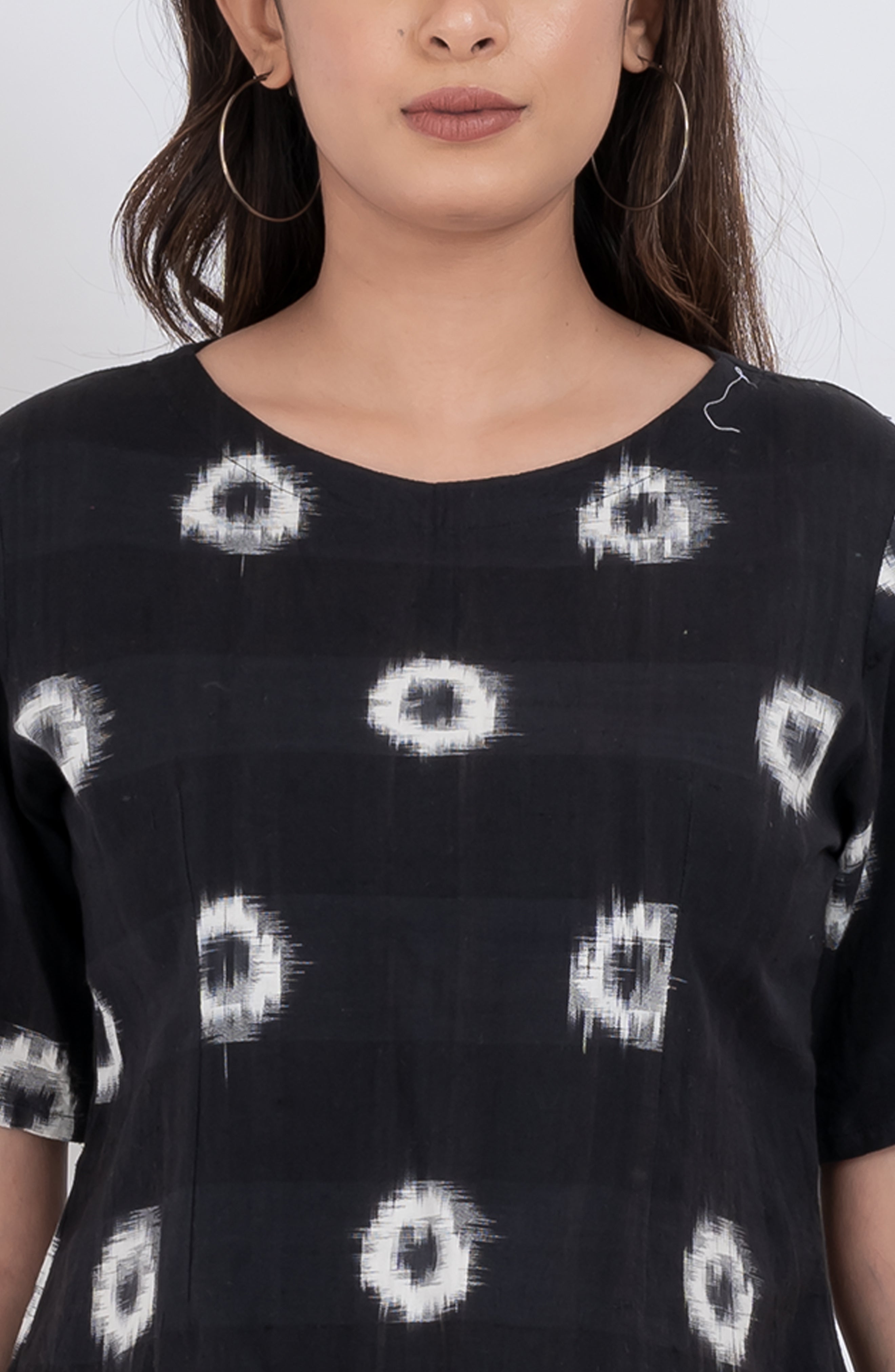 Modern abstract patterned cotton top for women
