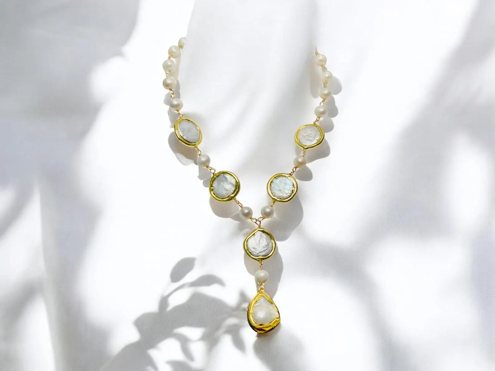 Natural Fresh water White Pearl Necklace