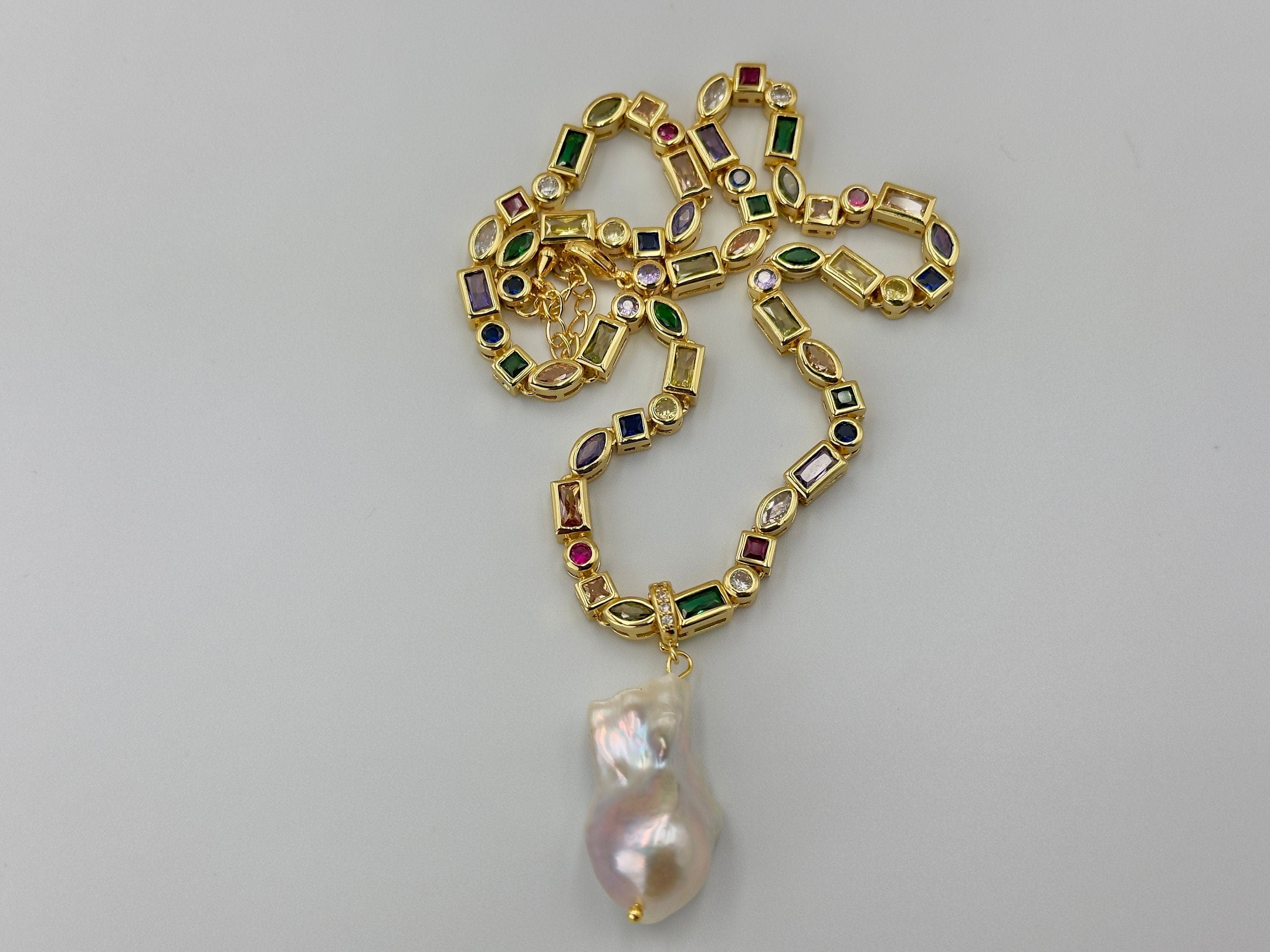 Natural Baroque Pearl Pendant Gemstone Necklace