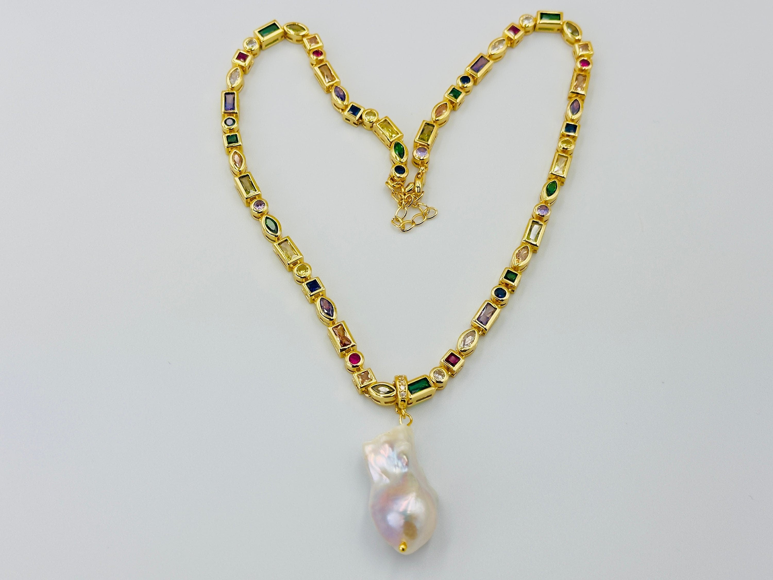 Natural Baroque Pearl Pendant Gemstone Necklace
